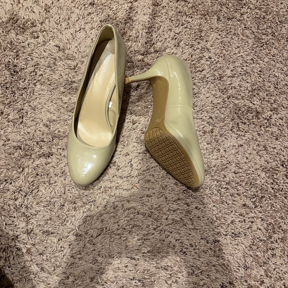 Merona Beige Patent High Heel Pumps